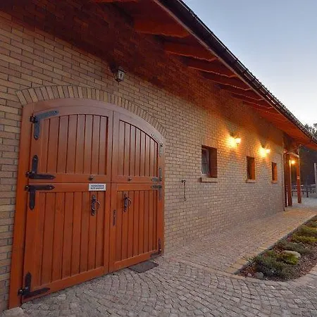 Pokoje Goscinne Ranczo Baranowka