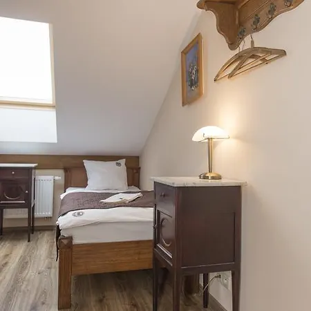 Pokoje Goscinne Ranczo Baranowka *