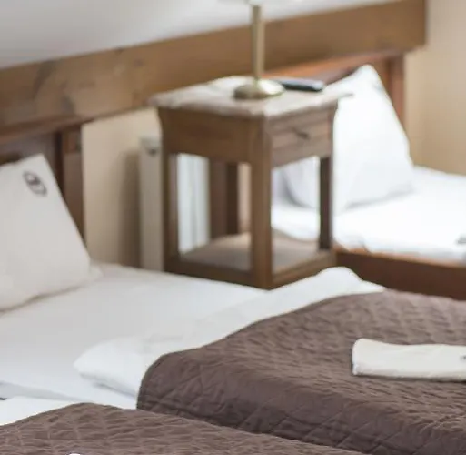 Pokoje Gościnne Ranczo Baranówka *